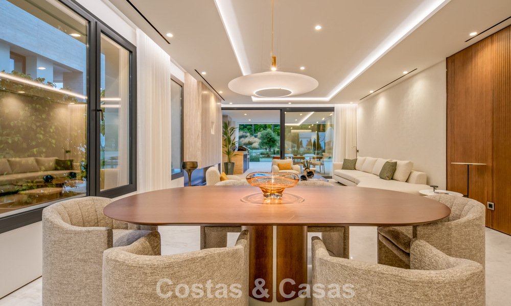Exclusivo apartamento dúplex con interior Fendi en venta en la Milla de Oro de Marbella 802293