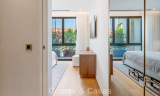 Exclusivo apartamento dúplex con interior Fendi en venta en la Milla de Oro de Marbella 802315 