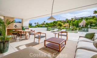 Exclusivo apartamento dúplex con interior Fendi en venta en la Milla de Oro de Marbella 802317 