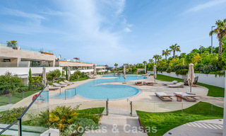 Exclusivo apartamento dúplex con interior Fendi en venta en la Milla de Oro de Marbella 802325 