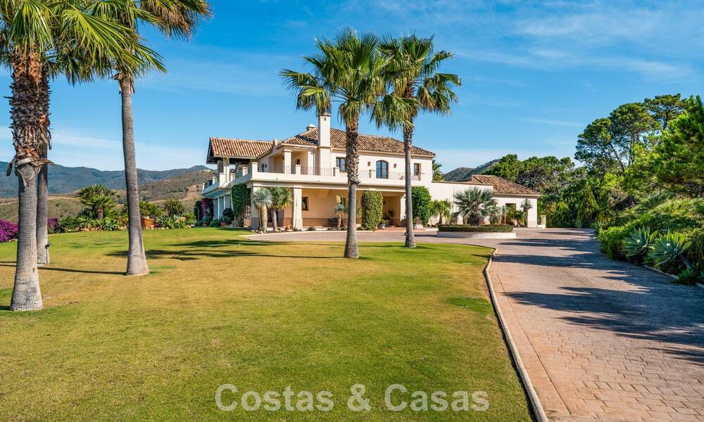 Majestuosa finca en venta en un entorno verde en la New Golden Mile entre Marbella y Estepona 802219