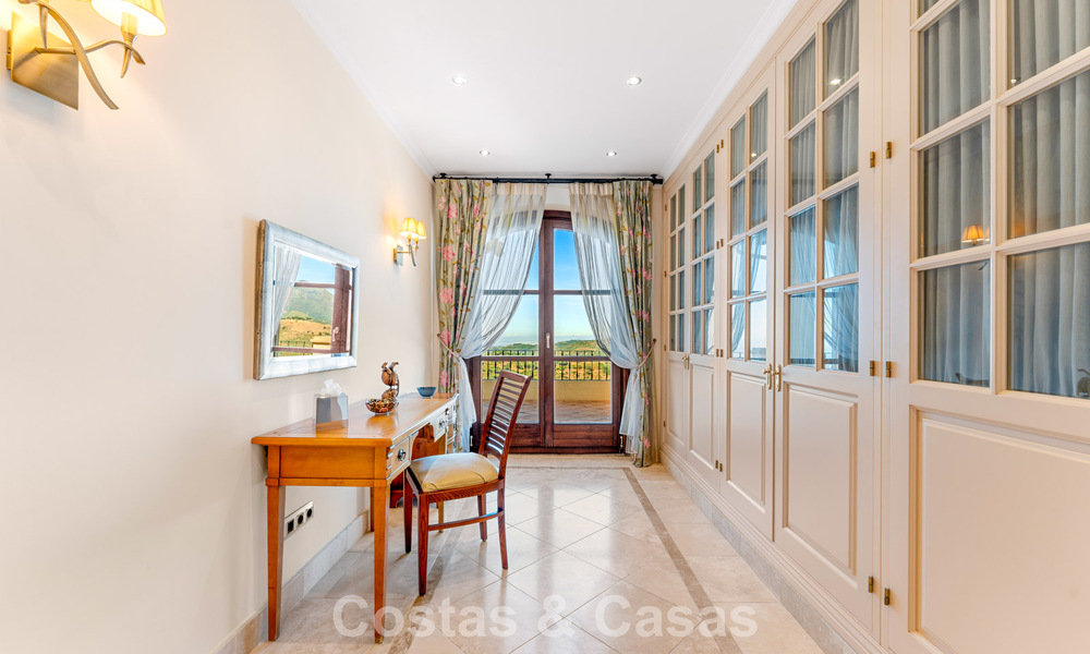Majestuosa finca en venta en un entorno verde en la New Golden Mile entre Marbella y Estepona 802237