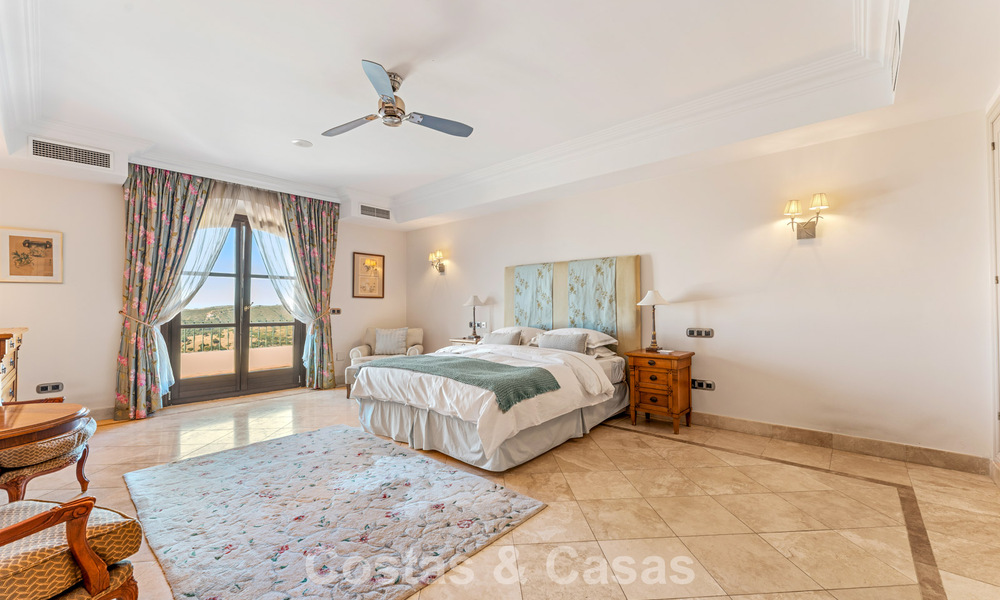 Majestuosa finca en venta en un entorno verde en la New Golden Mile entre Marbella y Estepona 802238