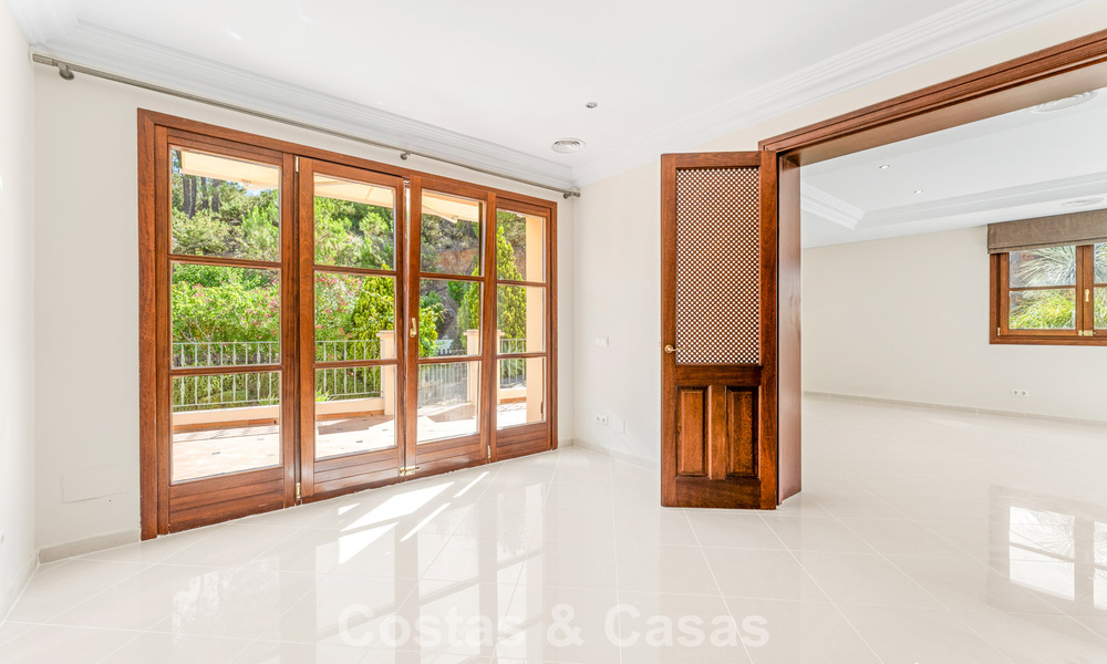 Majestuosa finca en venta en un entorno verde en la New Golden Mile entre Marbella y Estepona 802248