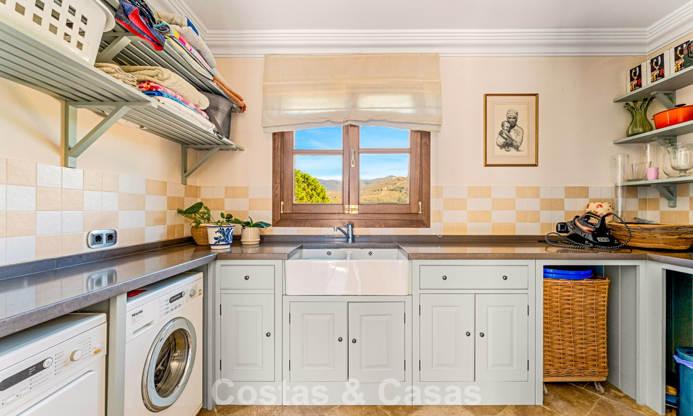 Majestuosa finca en venta en un entorno verde en la New Golden Mile entre Marbella y Estepona 802261