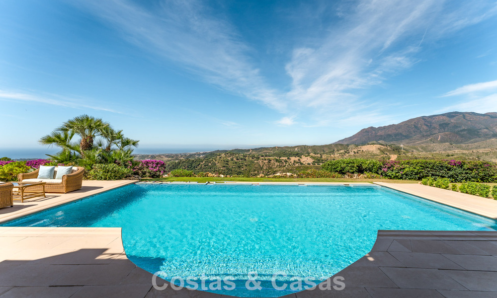 Majestuosa finca en venta en un entorno verde en la New Golden Mile entre Marbella y Estepona 802269