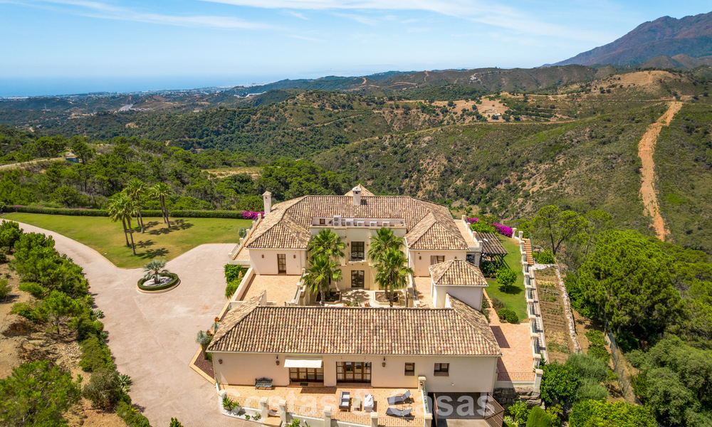 Majestuosa finca en venta en un entorno verde en la New Golden Mile entre Marbella y Estepona 802285