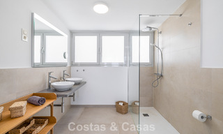 Ático dúplex moderno y luminoso con vistas frontales al mar en venta en Benalmádena, Costa del Sol 802182 