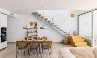 Ático dúplex moderno y luminoso con vistas frontales al mar en venta en Benalmádena, Costa del Sol 802199 