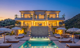 Villa de lujo contemporánea lista para entrar a vivir en una comunidad cerrada en Marbella - Benahavís 802429 