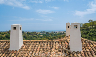Moderno apartamento reformado con vistas al mar en venta en las colinas de Marbella - Benahavís 802430 