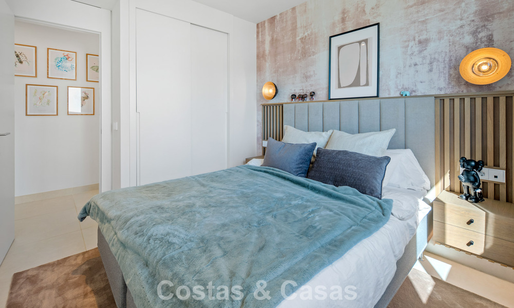 Apartamento contemporáneo en venta en un innovador complejo lifestyle en Fuengirola, Costa del Sol 802534