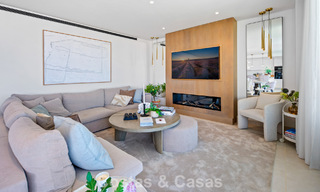 Apartamento contemporáneo en venta en un innovador complejo lifestyle en Fuengirola, Costa del Sol 802540 