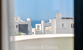 Apartamento contemporáneo en venta en un innovador complejo lifestyle en Fuengirola, Costa del Sol 802552 