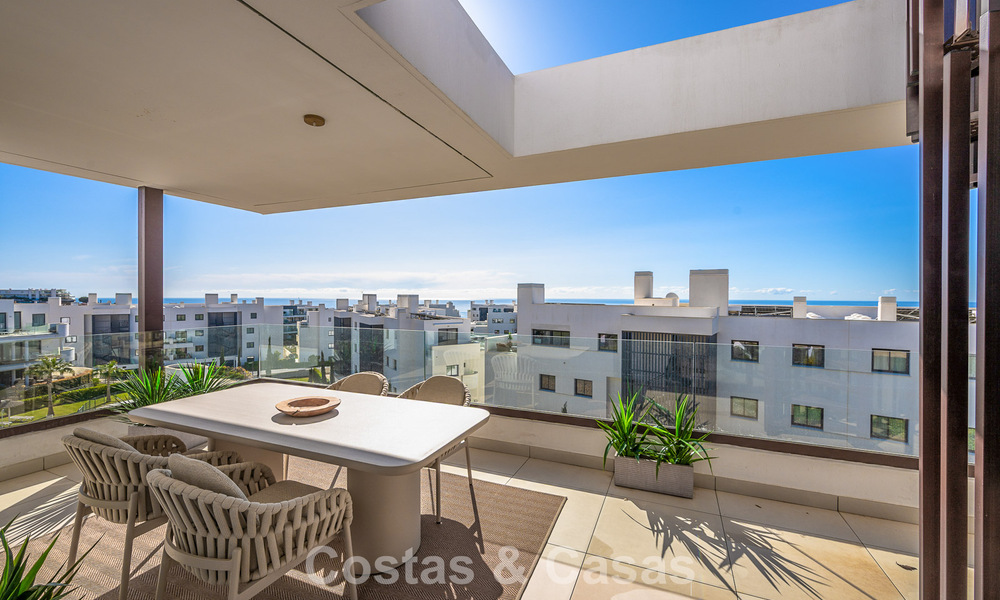 Exclusivos apartamentos de diseño contemporáneo en venta en El Higuerón, Fuengirola, Costa del Sol 802473