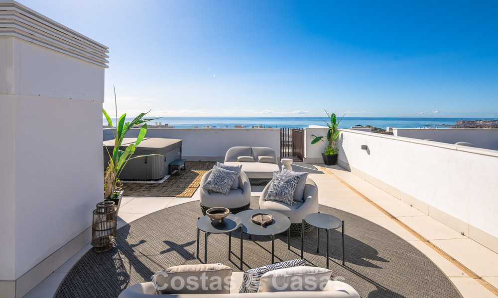 Exclusivos apartamentos de diseño contemporáneo en venta en El Higuerón, Fuengirola, Costa del Sol 802478