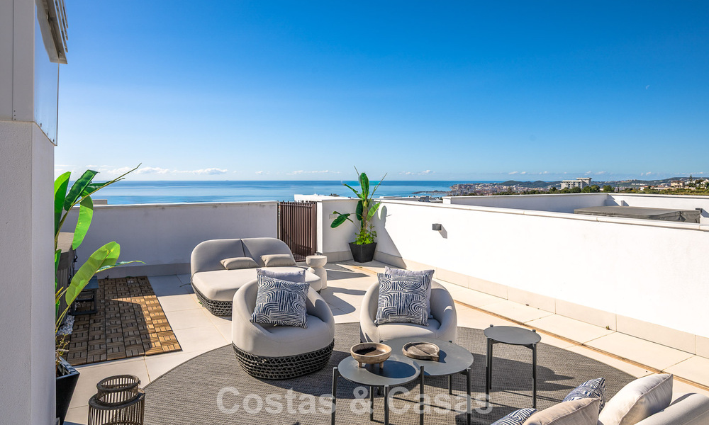 Exclusivos apartamentos de diseño contemporáneo en venta en El Higuerón, Fuengirola, Costa del Sol 802479