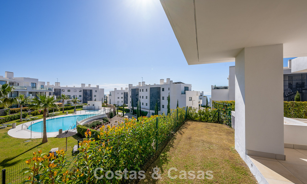 Exclusivos apartamentos de diseño contemporáneo en venta en El Higuerón, Fuengirola, Costa del Sol 802484