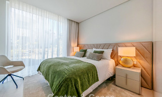 Moderno apartamento en planta baja con jardín y vistas al mar en venta en un exclusivo complejo boutique cerca de Marbella 802614 