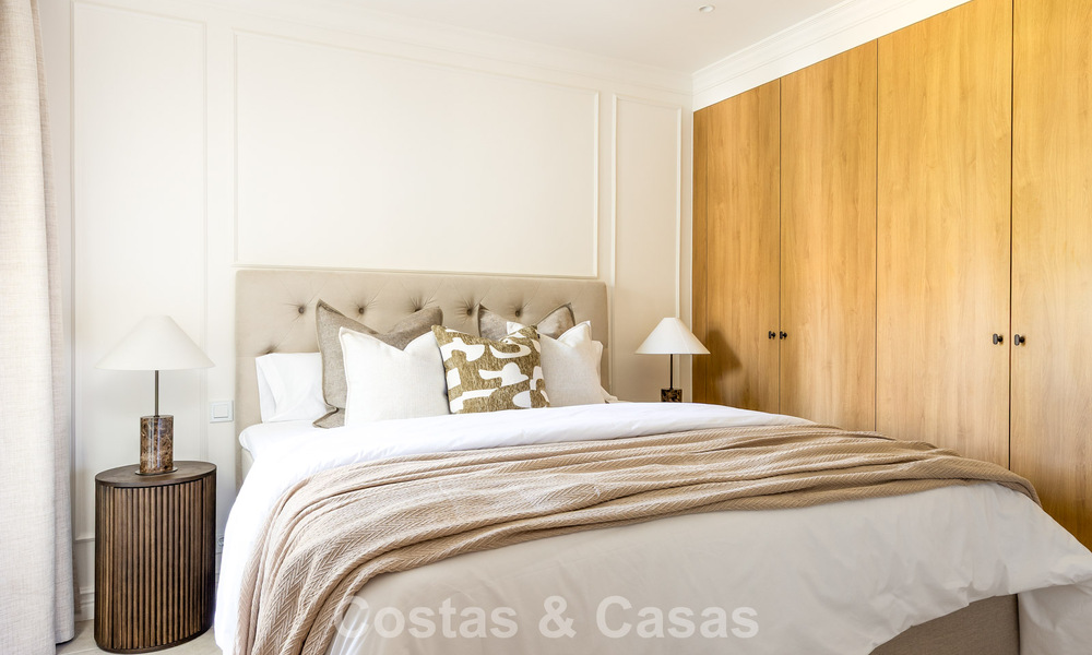 Apartamento de alta calidad completamente reformado en venta, a poca distancia de todo, en Nueva Andalucía, Marbella 802755