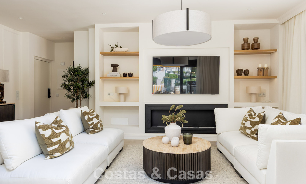 Apartamento de alta calidad completamente reformado en venta, a poca distancia de todo, en Nueva Andalucía, Marbella 802766