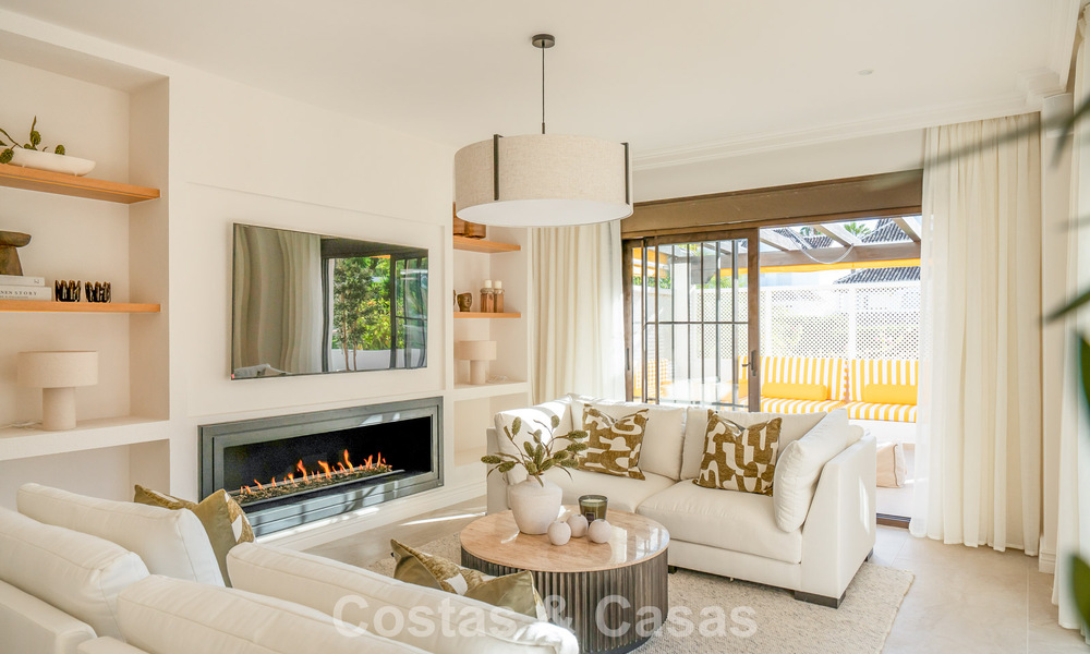 Apartamento de alta calidad completamente reformado en venta, a poca distancia de todo, en Nueva Andalucía, Marbella 802771