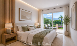 Villa pareada con gran potencial en venta, primera línea de golf en Nueva Andalucía, Marbella 802865 