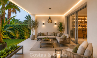 Villa pareada con gran potencial en venta, primera línea de golf en Nueva Andalucía, Marbella 802871 