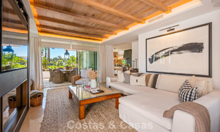 Exclusivo apartamento de lujo reformado en venta en Puente Romano, Marbella 803030 