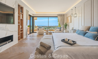 Exclusivo ático dúplex moderno con vistas panorámicas al mar en venta en Nueva Andalucía, Marbella 803037 
