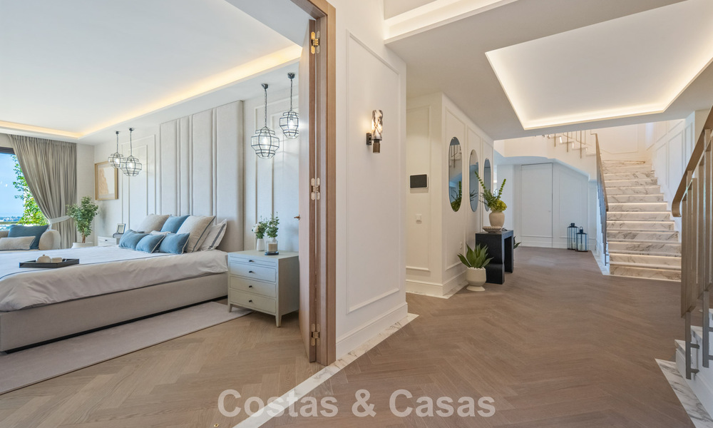 Exclusivo ático dúplex moderno con vistas panorámicas al mar en venta en Nueva Andalucía, Marbella 803049