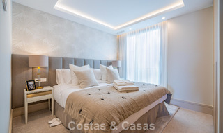Apartamento de lujo en venta con vistas directas al puerto deportivo, en primera línea en Puerto Banús, Marbella 803193 