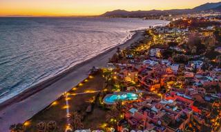 Exclusivo ático dúplex en venta en un complejo residencial junto a la playa en Los Monteros, Marbella Este 803201 