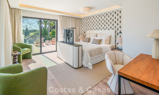 Villa mediterránea de lujo en venta, en primera línea de golf, en una prestigiosa urbanización de Nueva Andalucía, Marbella 803295 