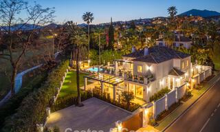 Villa mediterránea de lujo en venta, en primera línea de golf, en una prestigiosa urbanización de Nueva Andalucía, Marbella 803335 