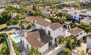 Villa de lujo española contemporánea con vistas panorámicas al mar en venta en Marbella - Benahavís 803347 