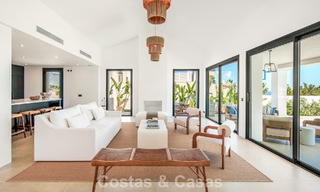 Villa de lujo española contemporánea con vistas panorámicas al mar en venta en Marbella - Benahavís 803374 