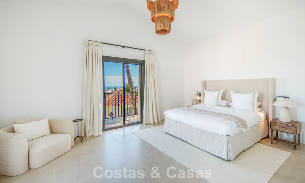 Villa de lujo española contemporánea con vistas panorámicas al mar en venta en Marbella - Benahavís 803386