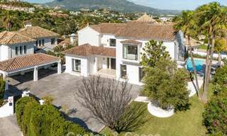 Villa de lujo española contemporánea con vistas panorámicas al mar en venta en Marbella - Benahavís 803403 