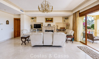 Amplia villa mediterránea con vistas al mar y un fantástico potencial de renovación en venta en La Quinta, Marbella - Benahavís 803487 