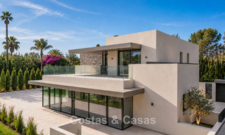 Nueva, exclusiva villa moderna lista para entrar a vivir en venta en una zona de playa cerca de San Pedro, Marbella 803591 