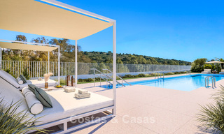 Apartamentos de obra nueva de lujo contemporáneo en venta junto al campo de golf en Estepona 803613 