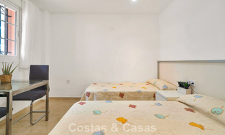 Amplio apartamento con una magnífica terraza en venta a poca distancia de los servicios en Aloha, Nueva Andalucía, Marbella 803629 
