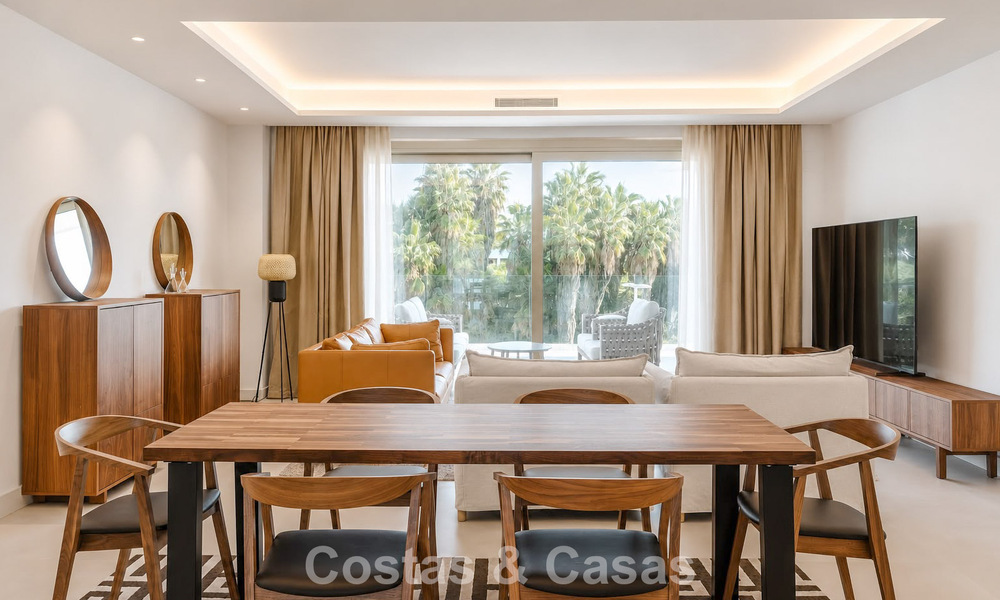 Exclusivo apartamento moderno de 3 dormitorios listo para entrar a vivir en venta en la Milla de Oro de Marbella 803785