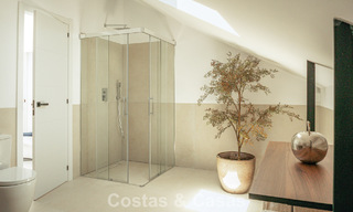 Ático boutique en venta a poca distancia a pie de los servicios y de Puerto Banús, Nueva Andalucía, Marbella 803814 