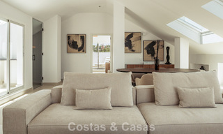 Ático boutique en venta a poca distancia a pie de los servicios y de Puerto Banús, Nueva Andalucía, Marbella 803829 