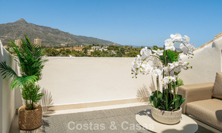 Ático boutique en venta a poca distancia a pie de los servicios y de Puerto Banús, Nueva Andalucía, Marbella 803833 