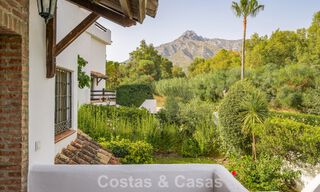 Exclusiva vivienda pareada con solárium en la azotea en venta en la Milla de Oro de Marbella 803853 
