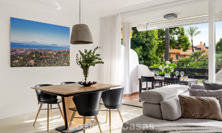 Exclusiva vivienda pareada con solárium en la azotea en venta en la Milla de Oro de Marbella 803859 
