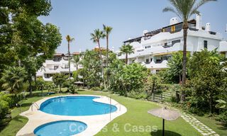 Exclusiva vivienda pareada con solárium en la azotea en venta en la Milla de Oro de Marbella 803898 